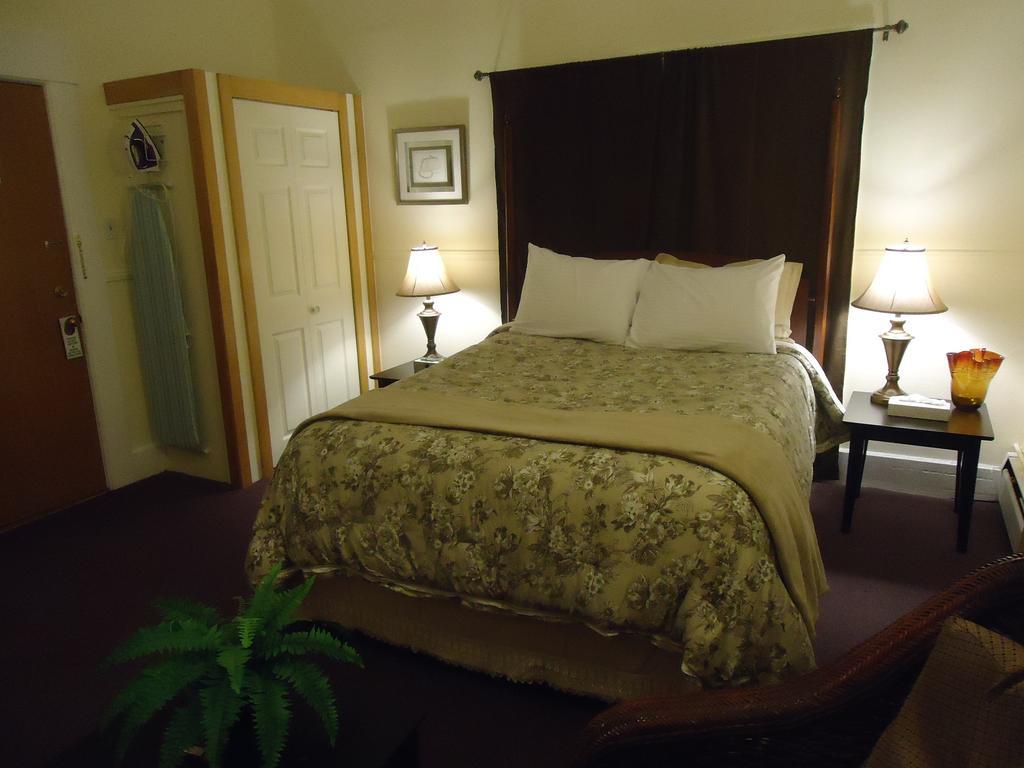 Kennedy Inn St. Andrews By The Sea Kamer foto